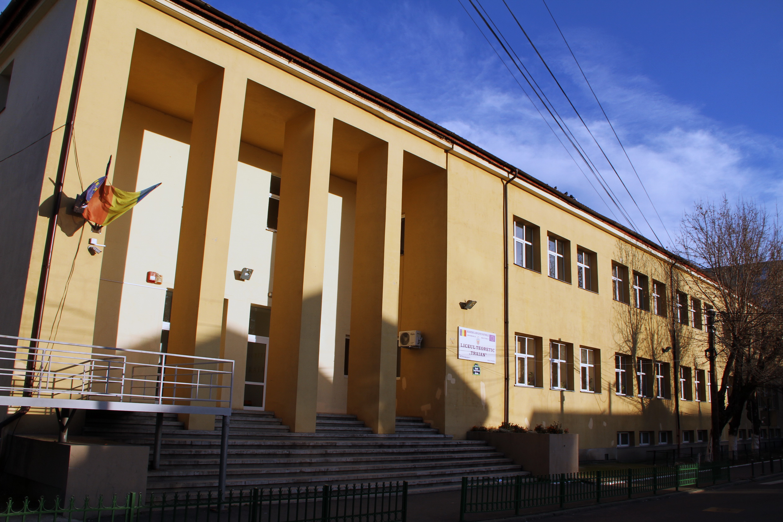 Liceul Teoretic Traian